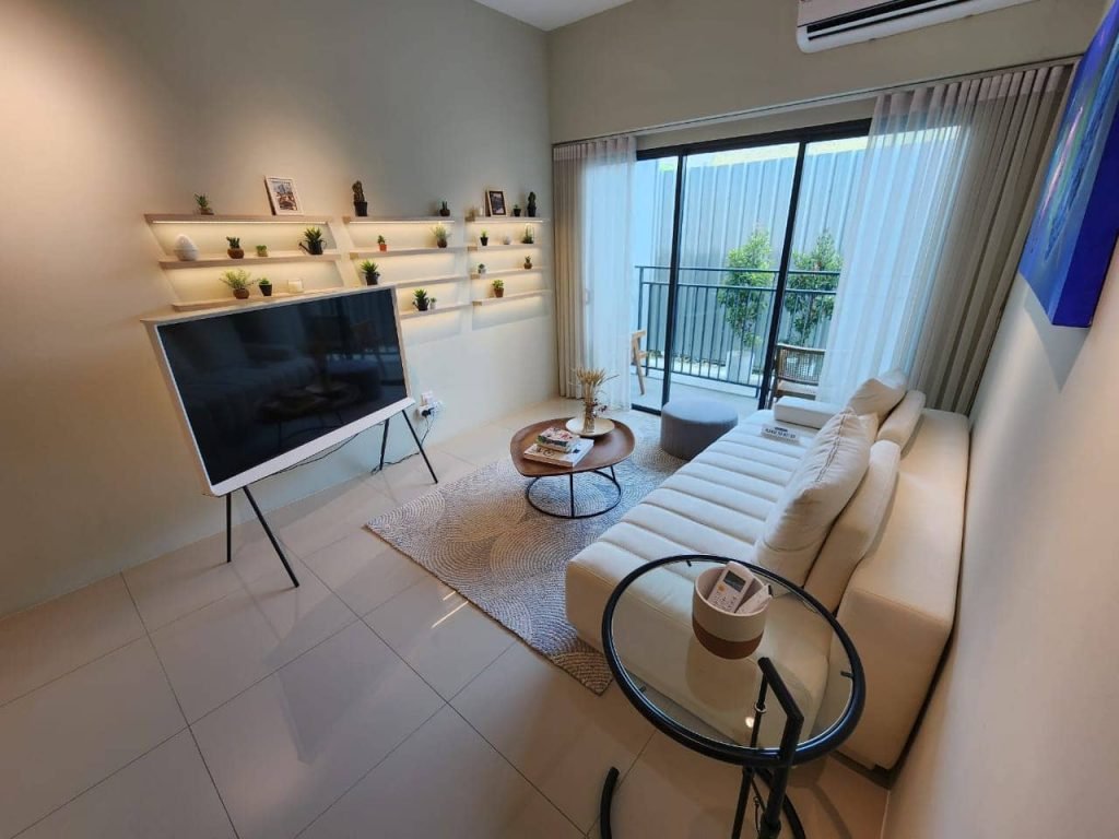 Mori Residences - 1076sf-2